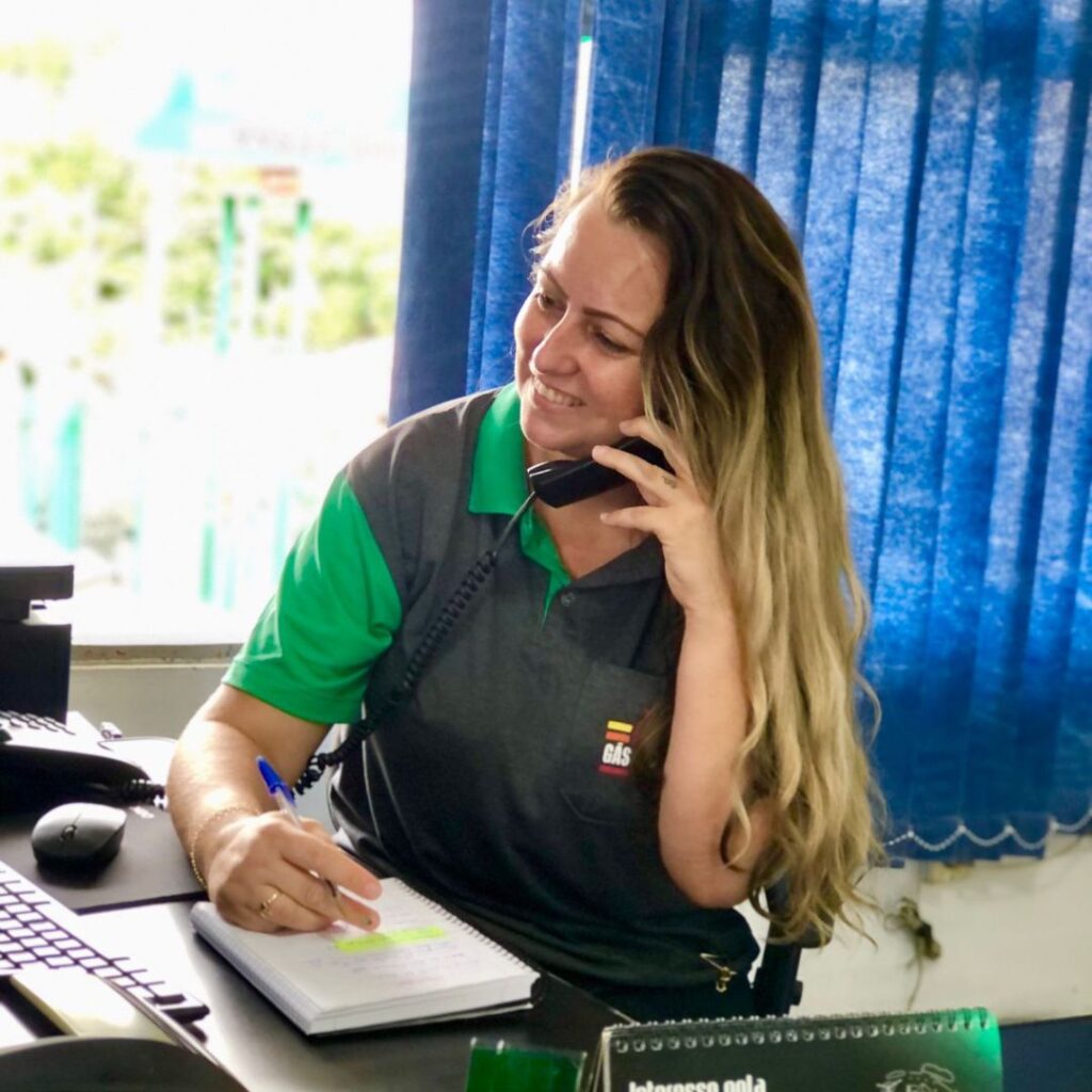 Marketing e Atendimento: Franciane